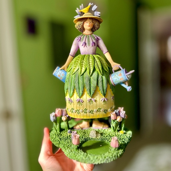 Vintage Cottagecore Gardener Floral Homestead Fairy Tealight Holder Decor - Picture 9 of 9